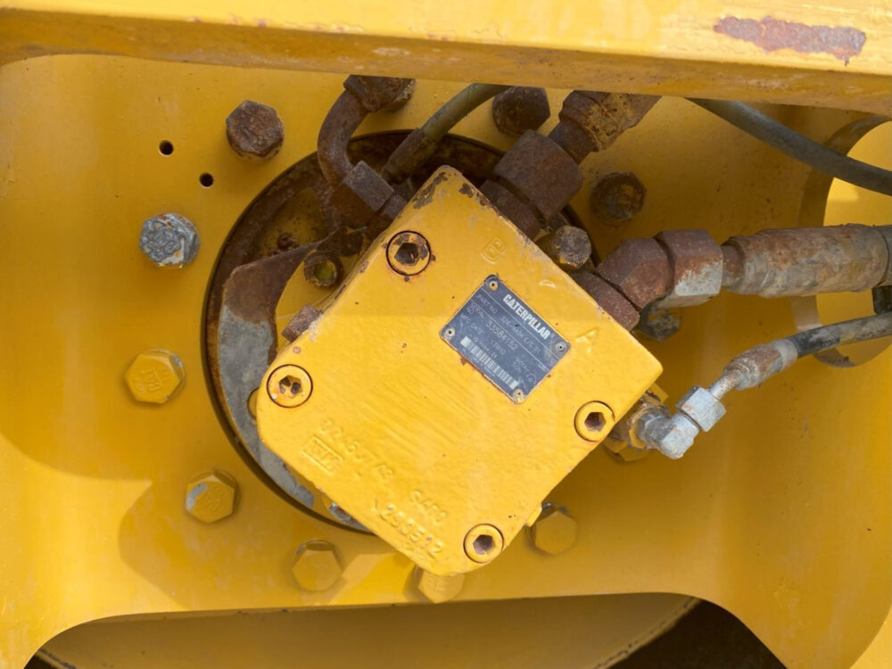 Caterpillar CS64B wals