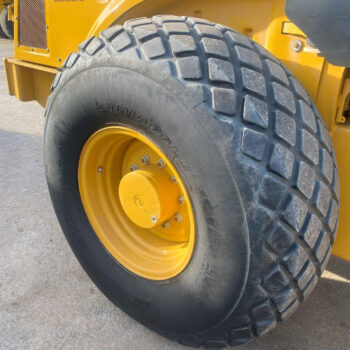Caterpillar CS64B wals