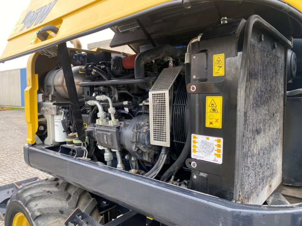 Yanmar B95W mobiele graafmachine