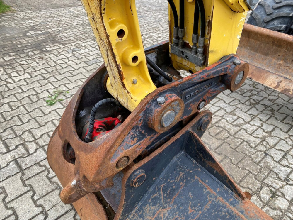 Yanmar B95W mobiele graafmachine