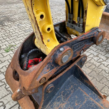 Yanmar B95W mobiele graafmachine