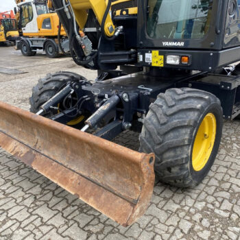 Yanmar B95W mobiele graafmachine