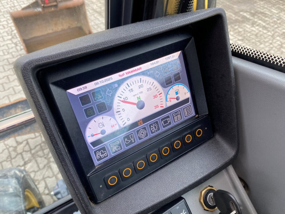 Yanmar B95W mobiele graafmachine