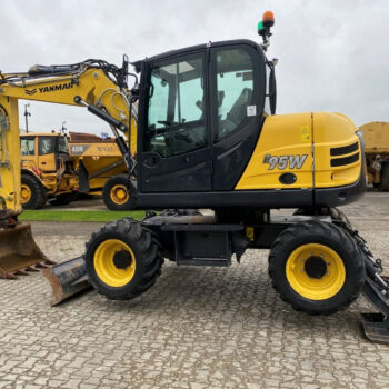 Yanmar B95W mobiele graafmachine