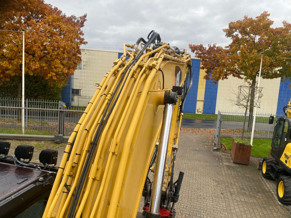 Caterpillar 320 EL rupsgraafmachine