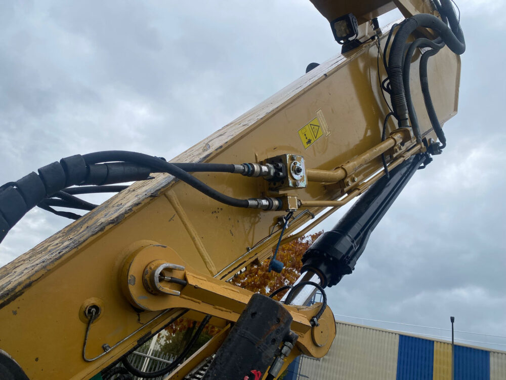 Caterpillar 320 EL rupsgraafmachine