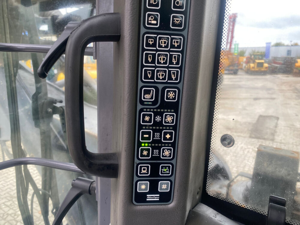 Atlas Copco Epiroc D65 surface drill