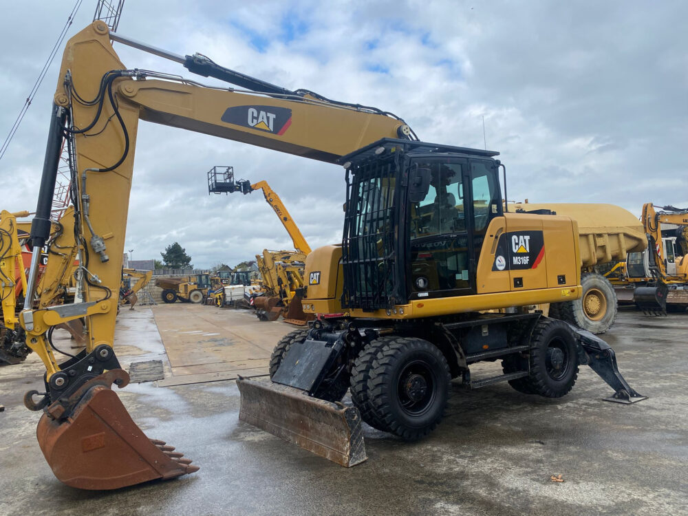 Caterpillar M316F mobiele graafmachine