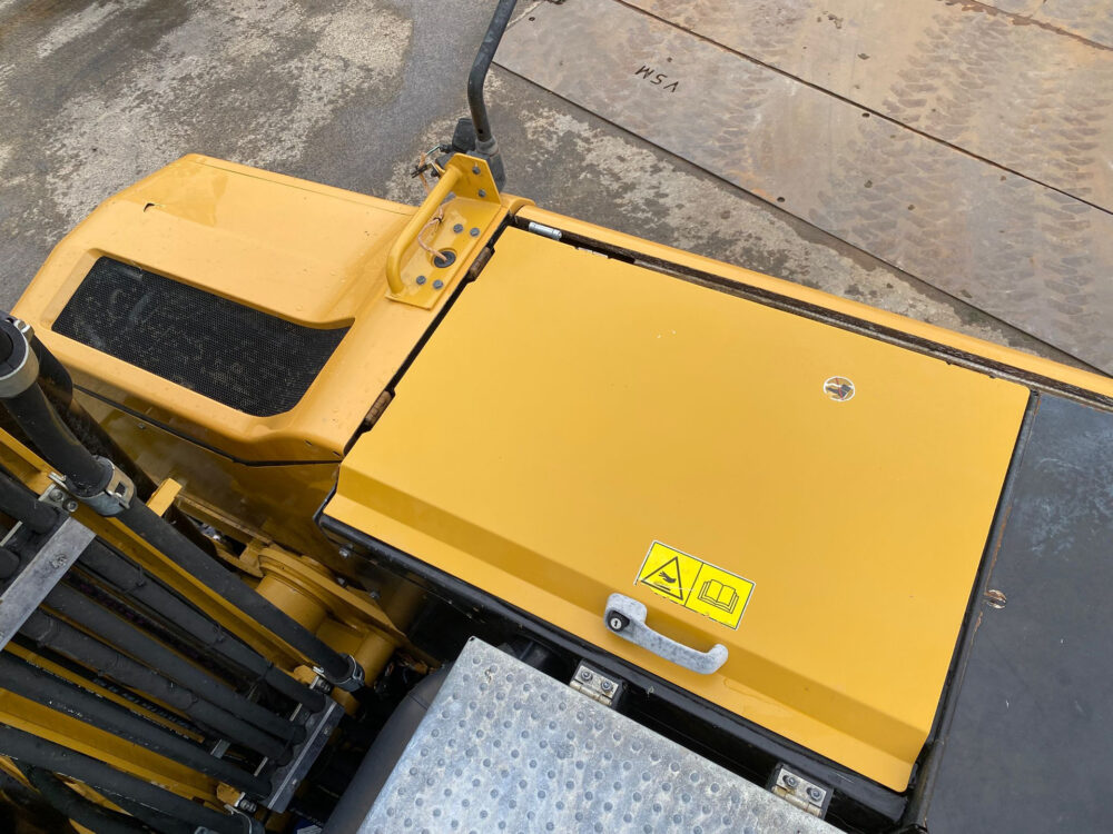 Caterpillar M316F mobiele graafmachine
