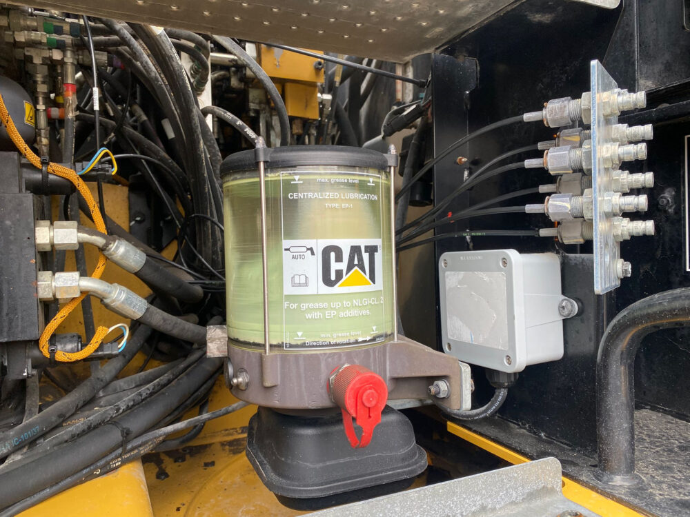 Caterpillar M316F mobiele graafmachine