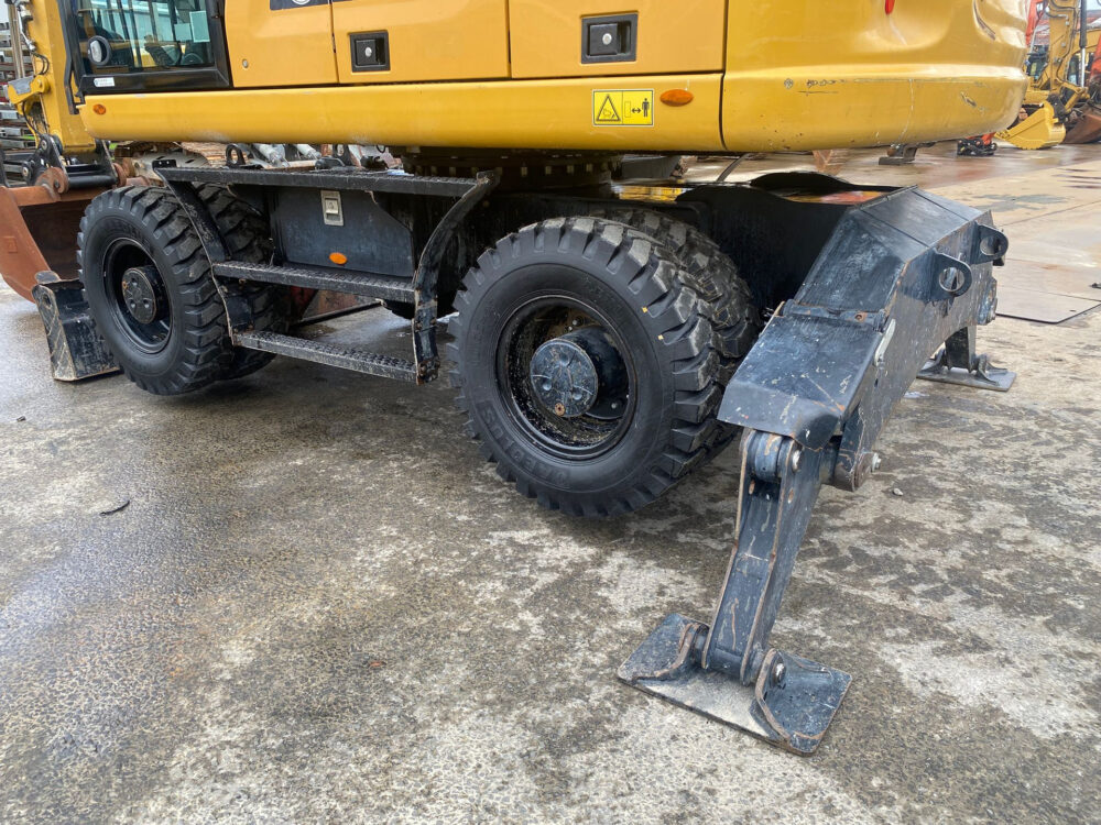 Caterpillar M316F mobiele graafmachine