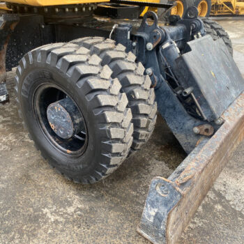 Caterpillar M316F mobiele graafmachine