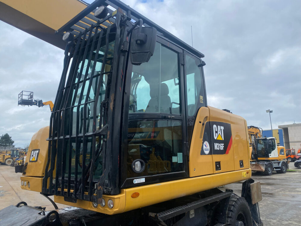 Caterpillar M316F mobiele graafmachine