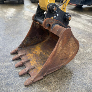 Caterpillar M316F mobiele graafmachine