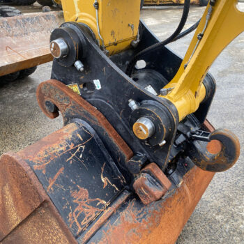 Caterpillar M316F mobiele graafmachine