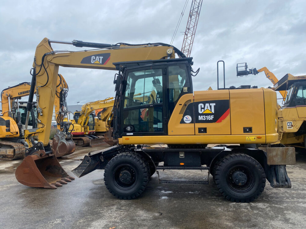 Caterpillar M316F mobiele graafmachine