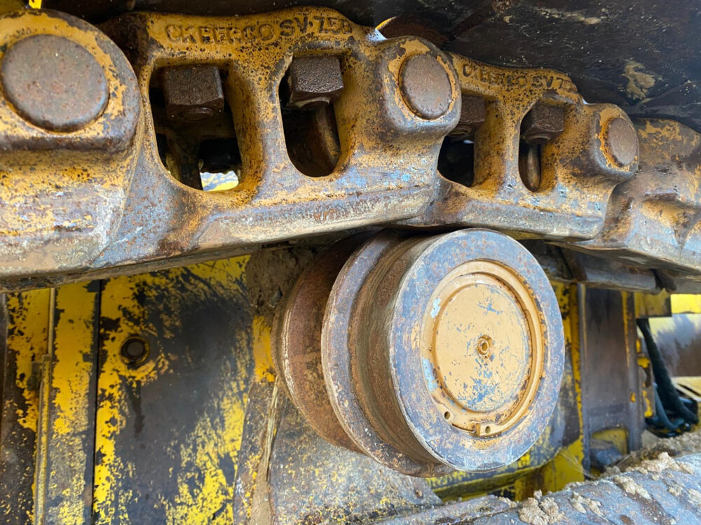 Komatsu D61 EX-15E0 bulldozer