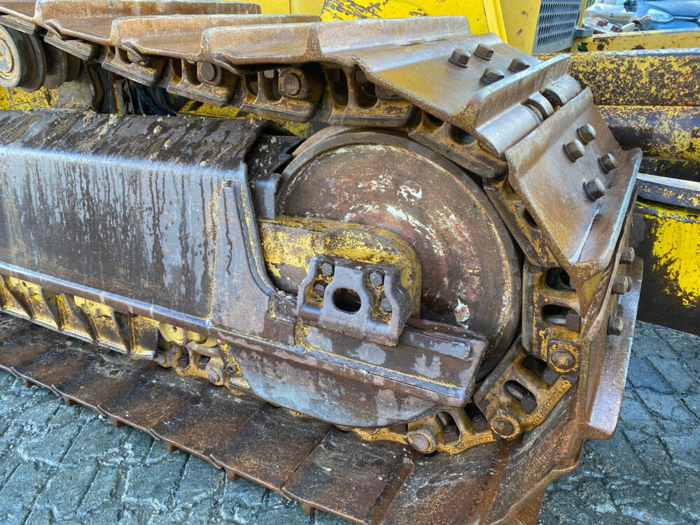 Komatsu D61 EX-15E0 bulldozer