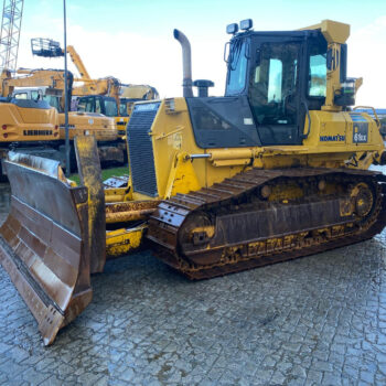 Komatsu D61 EX-15E0 bulldozer