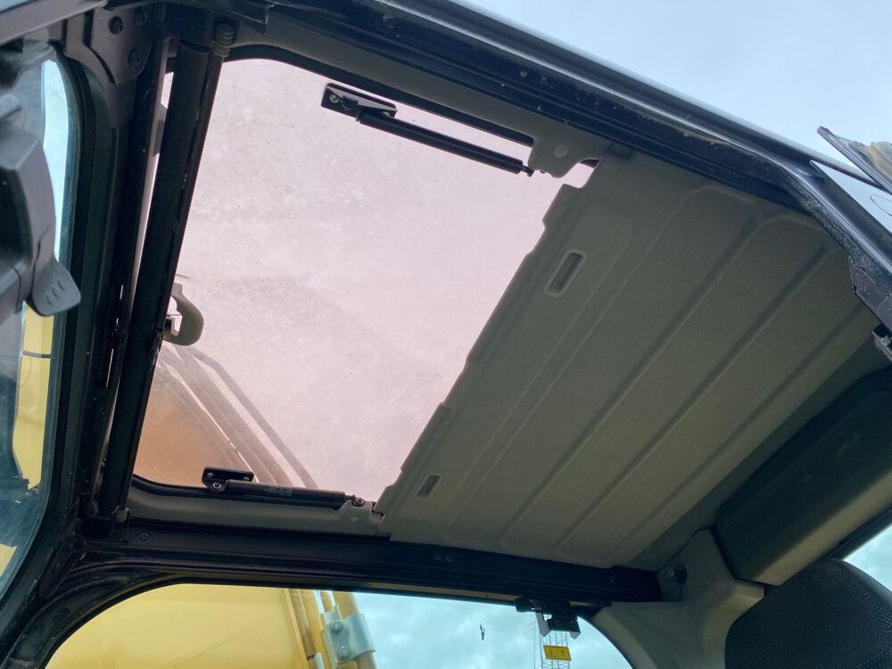 Caterpillar 315 07B NG rupsgraafmachine