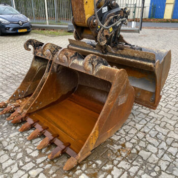 Caterpillar 315 07B NG rupsgraafmachine