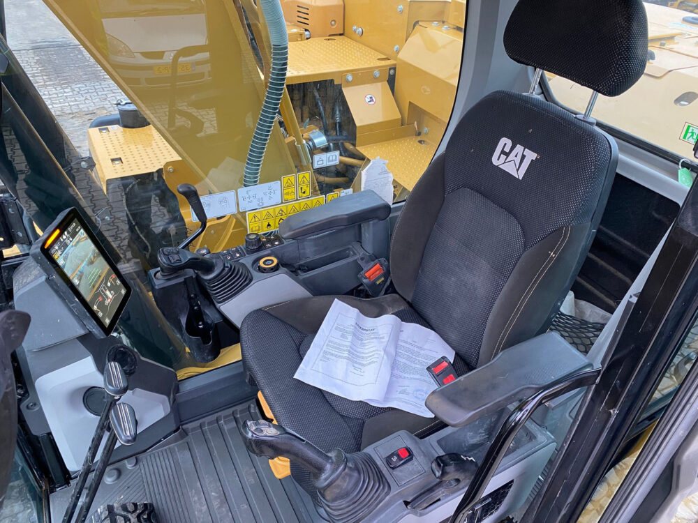 Caterpillar 315 07B NG rupsgraafmachine