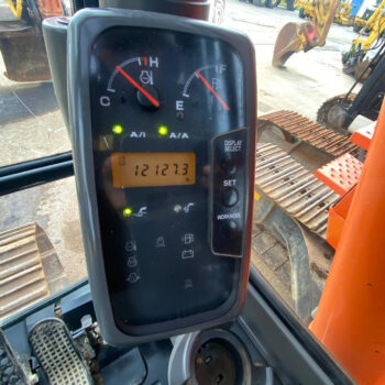 Hitachi ZX 225 USRLC rupsgraafmachine