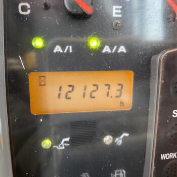 Hitachi ZX 225 USRLC rupsgraafmachine