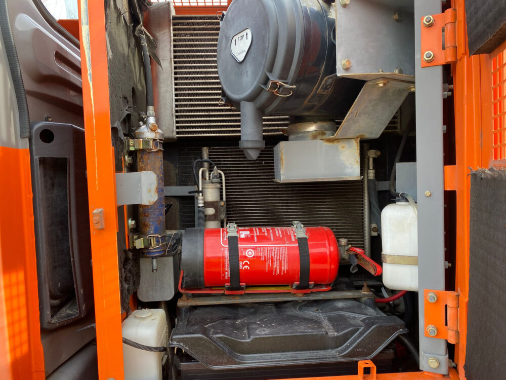 Hitachi ZX 225 USRLC rupsgraafmachine