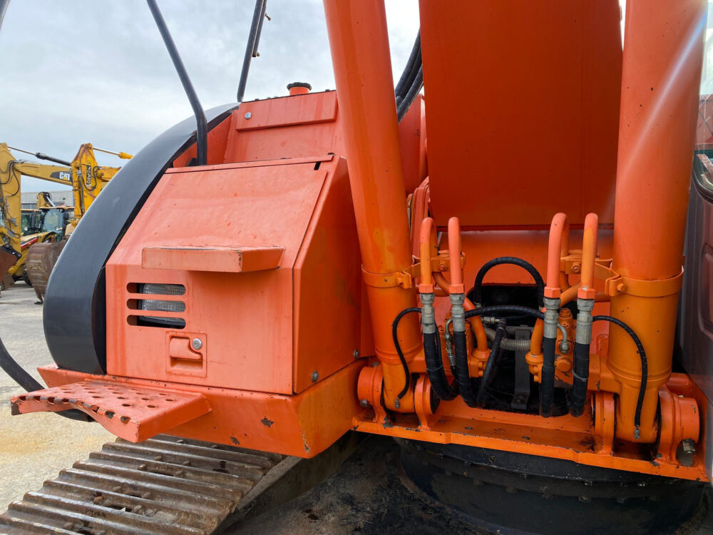 Hitachi ZX 225 USRLC rupsgraafmachine