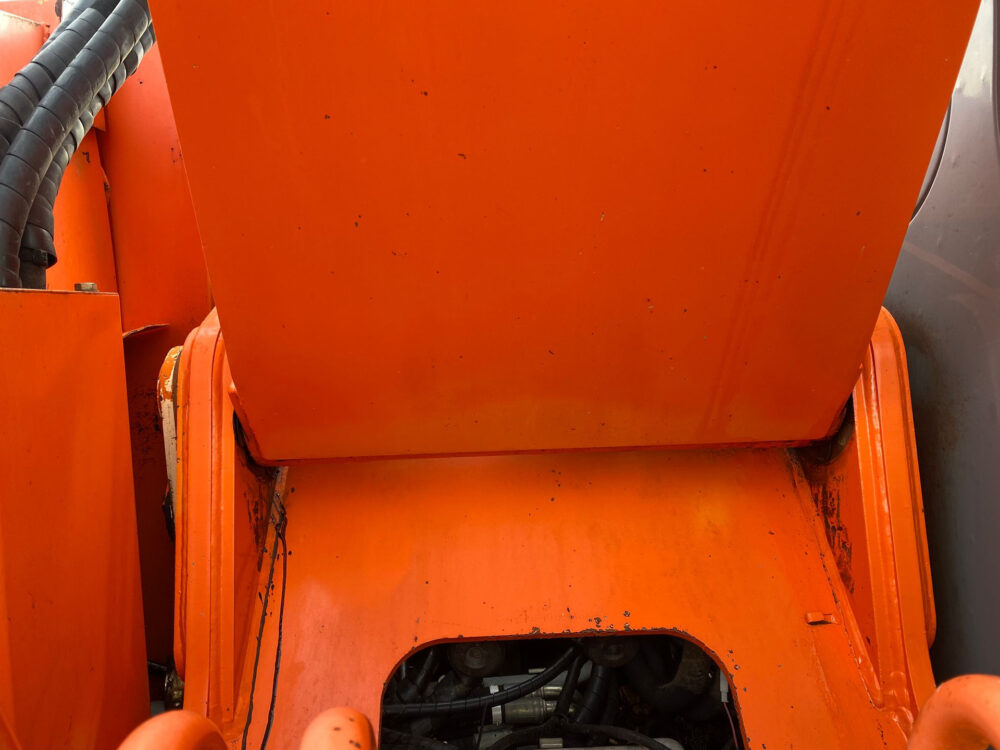 Hitachi ZX 225 USRLC rupsgraafmachine