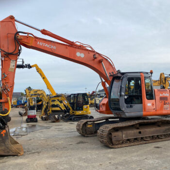 Hitachi ZX 225 USRLC rupsgraafmachine