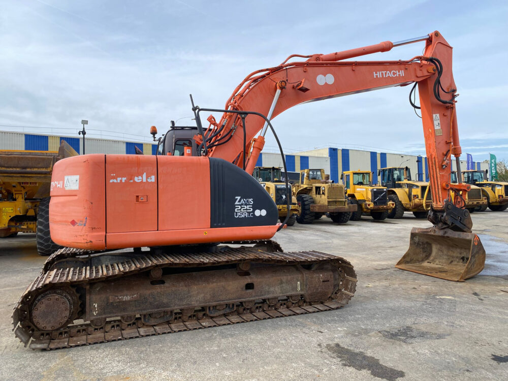 Hitachi ZX 225 USRLC rupsgraafmachine