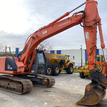 Hitachi ZX 225 USRLC rupsgraafmachine