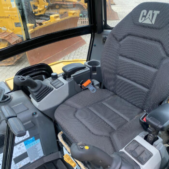 Caterpillar 302.7CR Next Gen minigraver