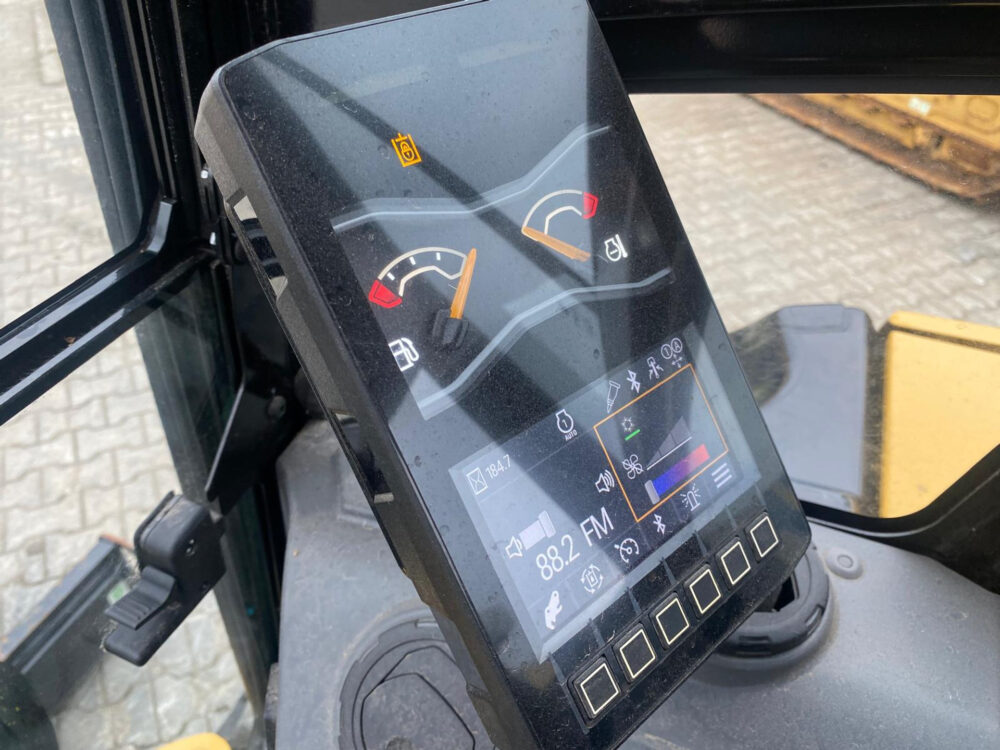 Caterpillar 302.7CR Next Gen minigraver