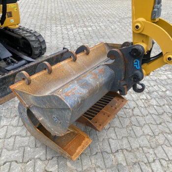 Caterpillar 302.7CR Next Gen minigraver