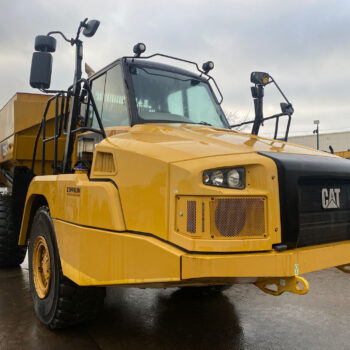Caterpillar 725C2 6×6 dumper