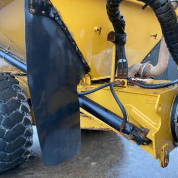 Caterpillar 725C2 6×6 dumper
