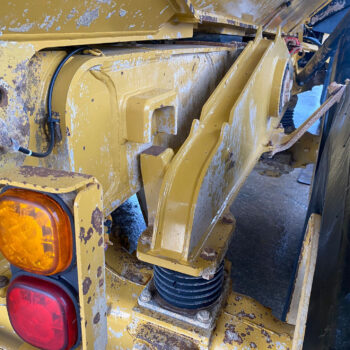 Caterpillar 725C2 6×6 dumper