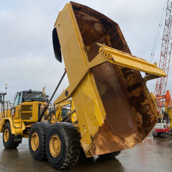 Caterpillar 725C2 6×6 dumper