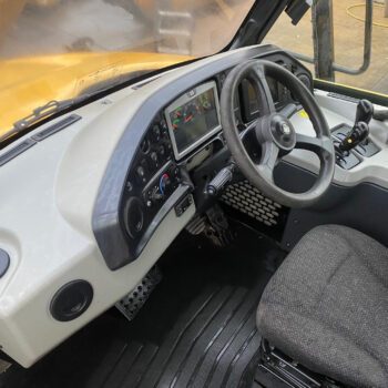 Caterpillar 725C2 6×6 dumper