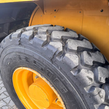 Caterpillar 914M wiellader