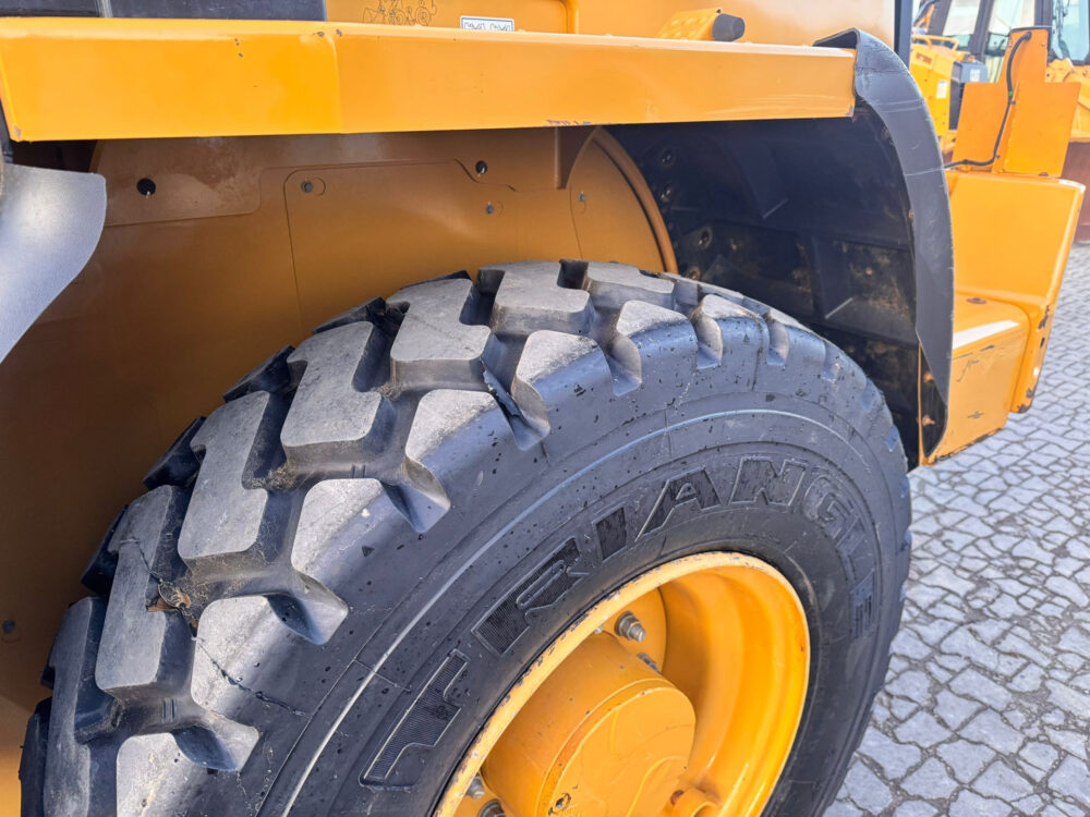 Caterpillar 914M wiellader