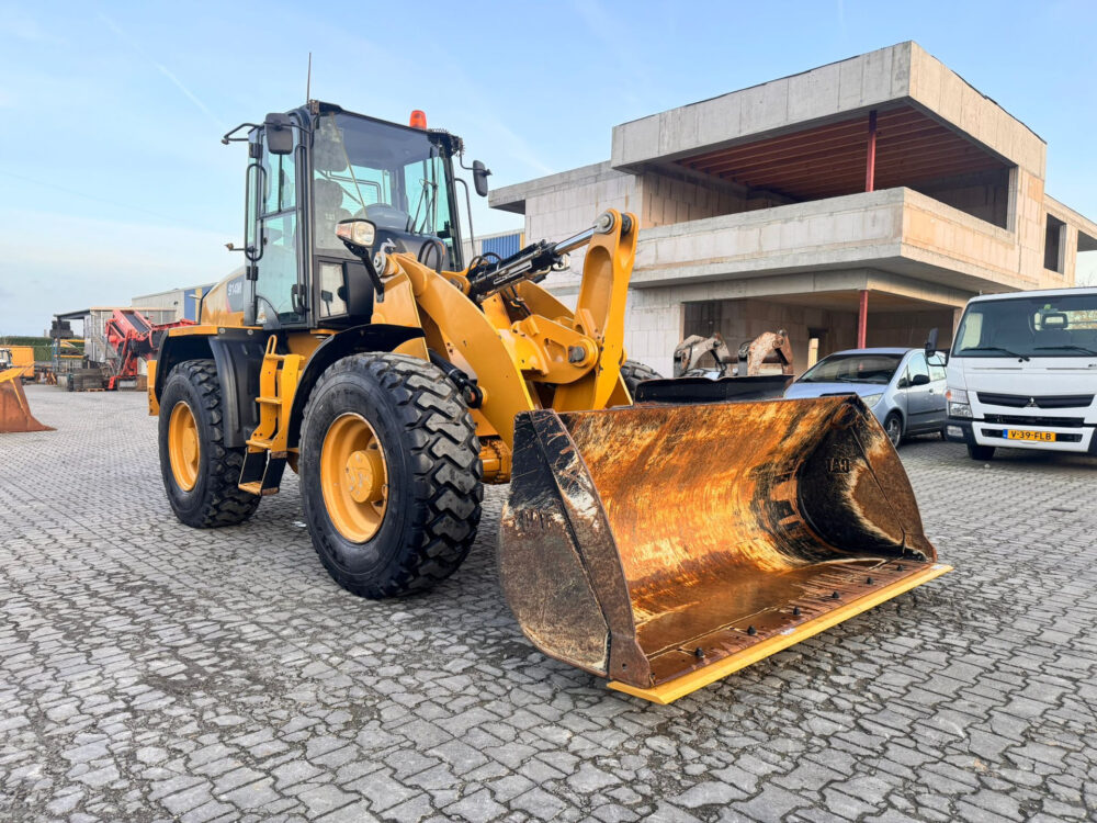 Caterpillar 914M wiellader