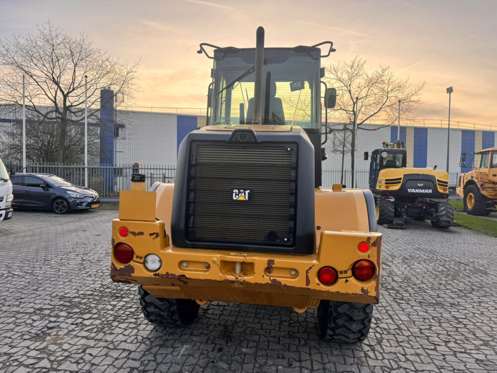 Caterpillar 914M wiellader