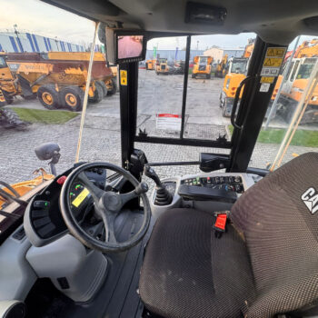 Caterpillar 914M wiellader