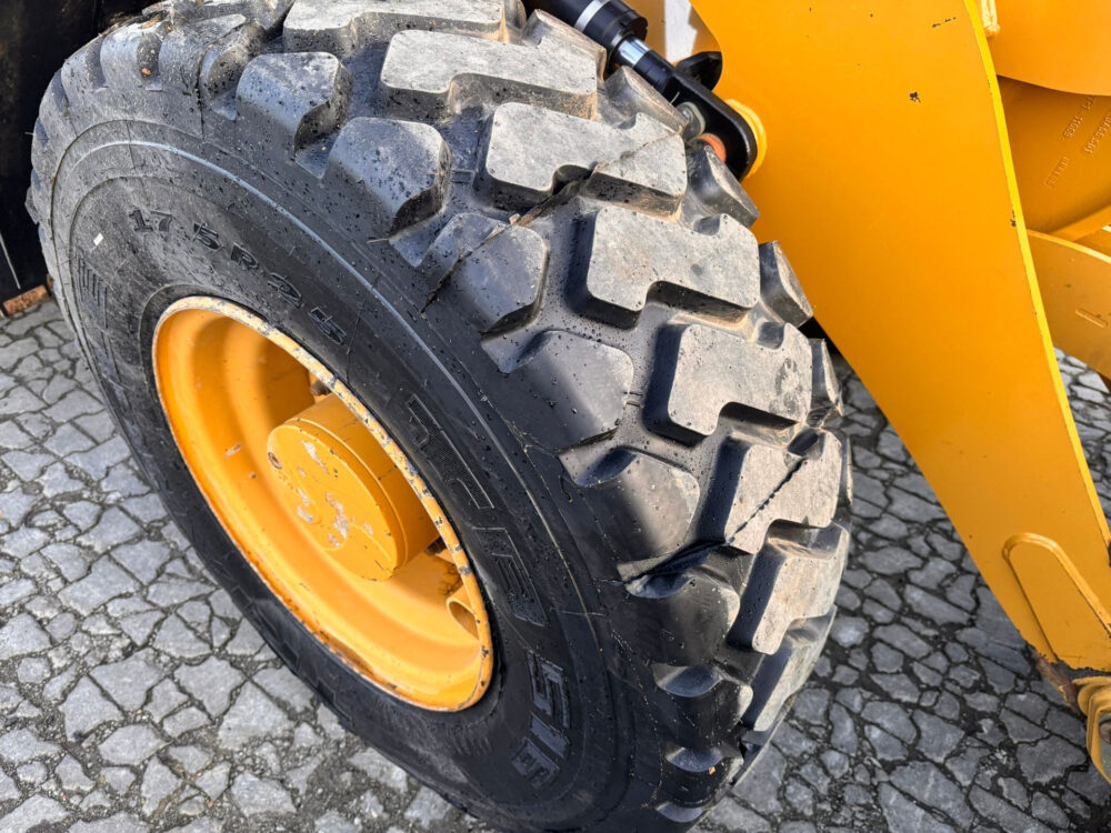 Caterpillar 914M wiellader