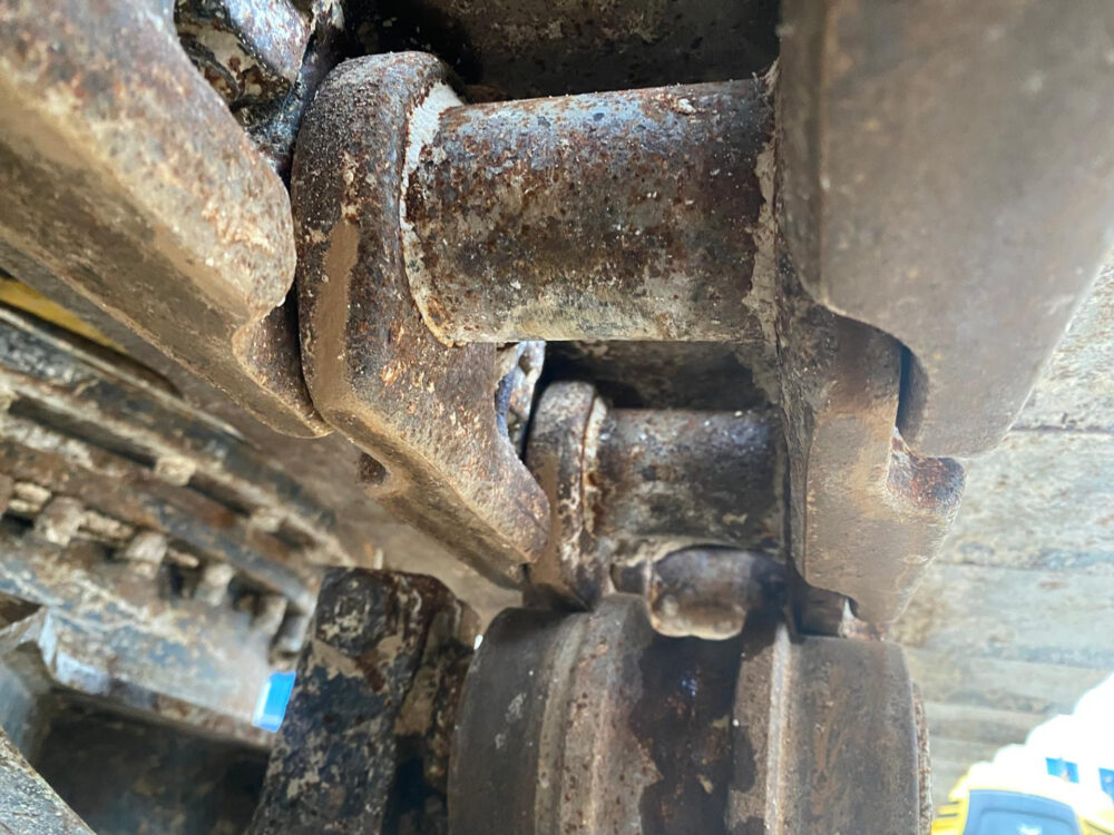 Caterpillar 323 D rupsgraafmachine