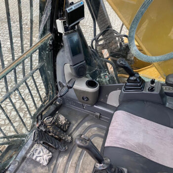 Caterpillar 323 D rupsgraafmachine